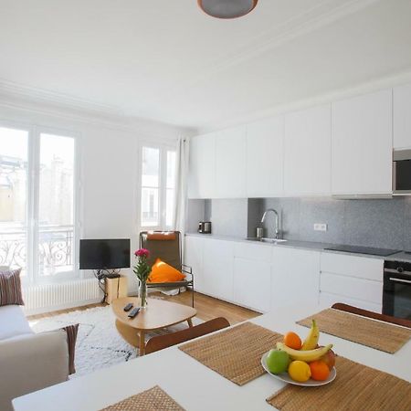 Joie Paris Tour Eiffel - Rue Cler Apartment Bagian luar foto