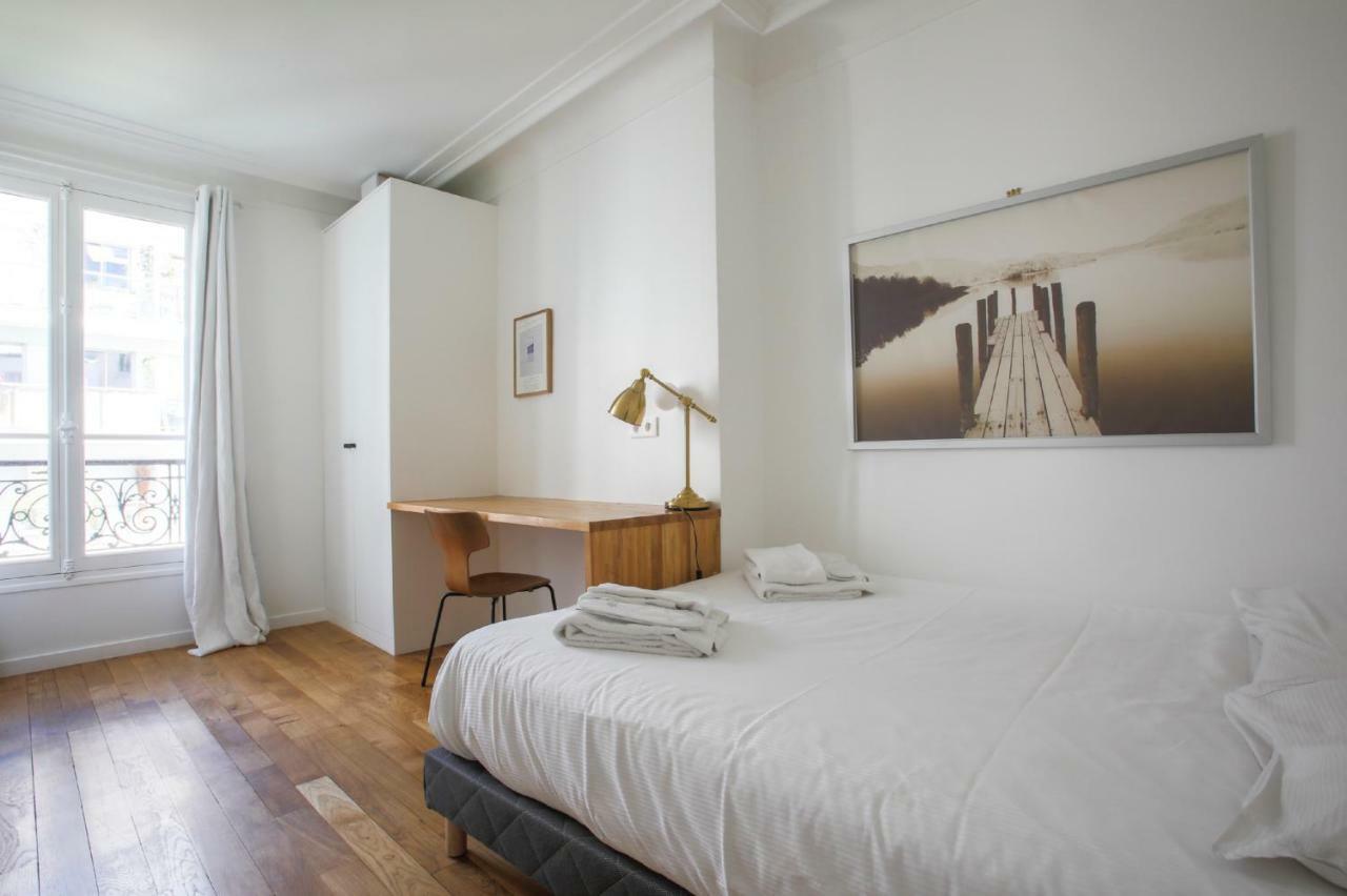 Joie Paris Tour Eiffel - Rue Cler Apartment Bagian luar foto